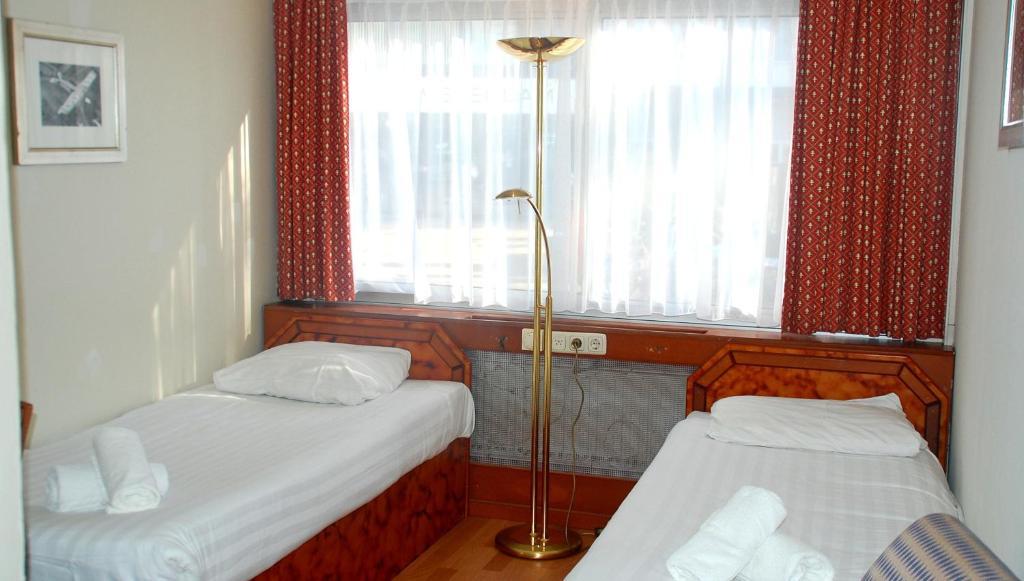 Budget Hostel Bargain Toko Amsterdam Chambre photo